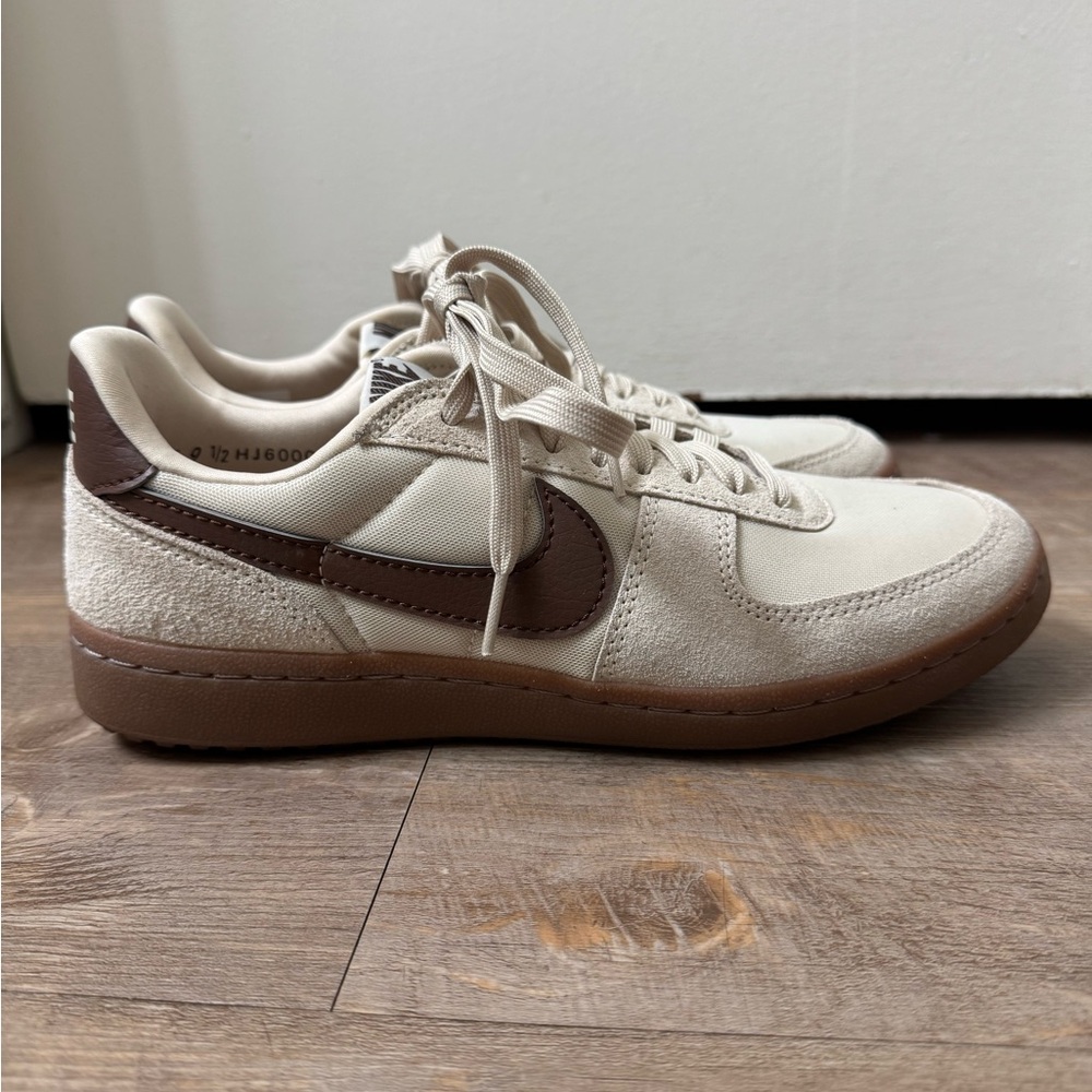 Nike Field General Sneakers